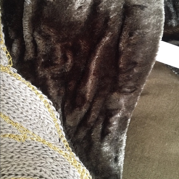 TRADED: Movin On Up Velvet Jacket -“Olive” - Picture 14 of 16